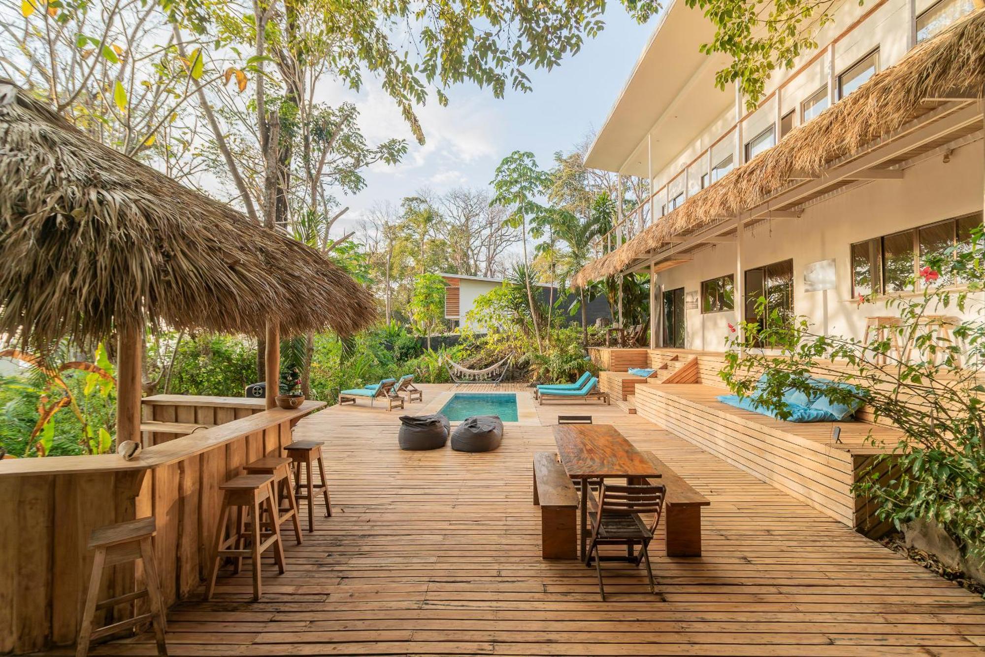 La Sana Surf Hotel, New Management, Few Mn Drive To The Beach Playa Santa Teresa  Eksteriør billede