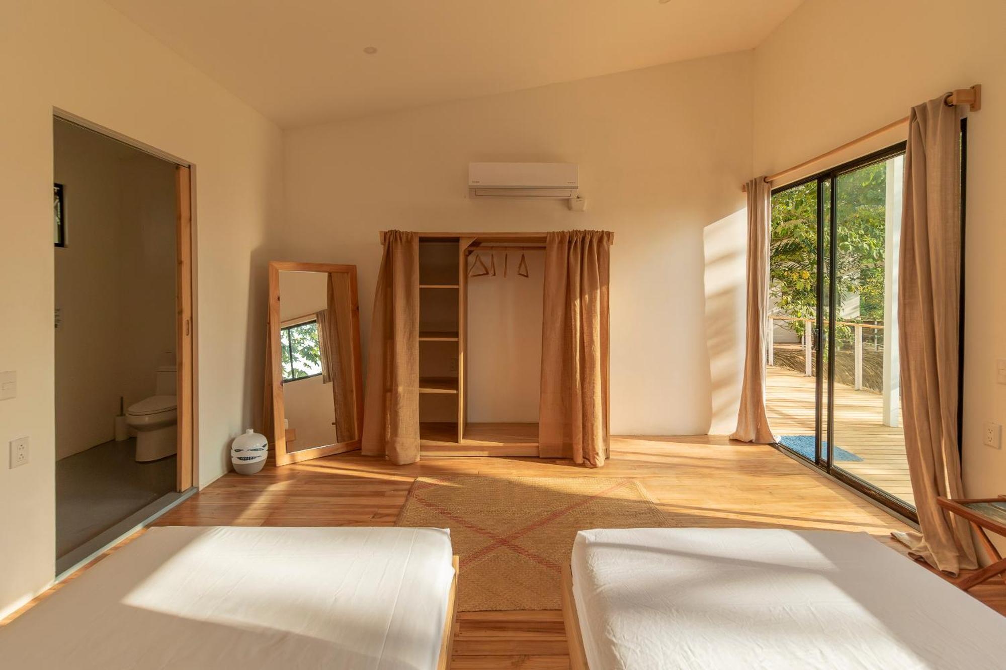 La Sana Surf Hotel, New Management, Few Mn Drive To The Beach Playa Santa Teresa  Eksteriør billede